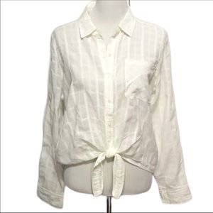 Aeropostale white button down